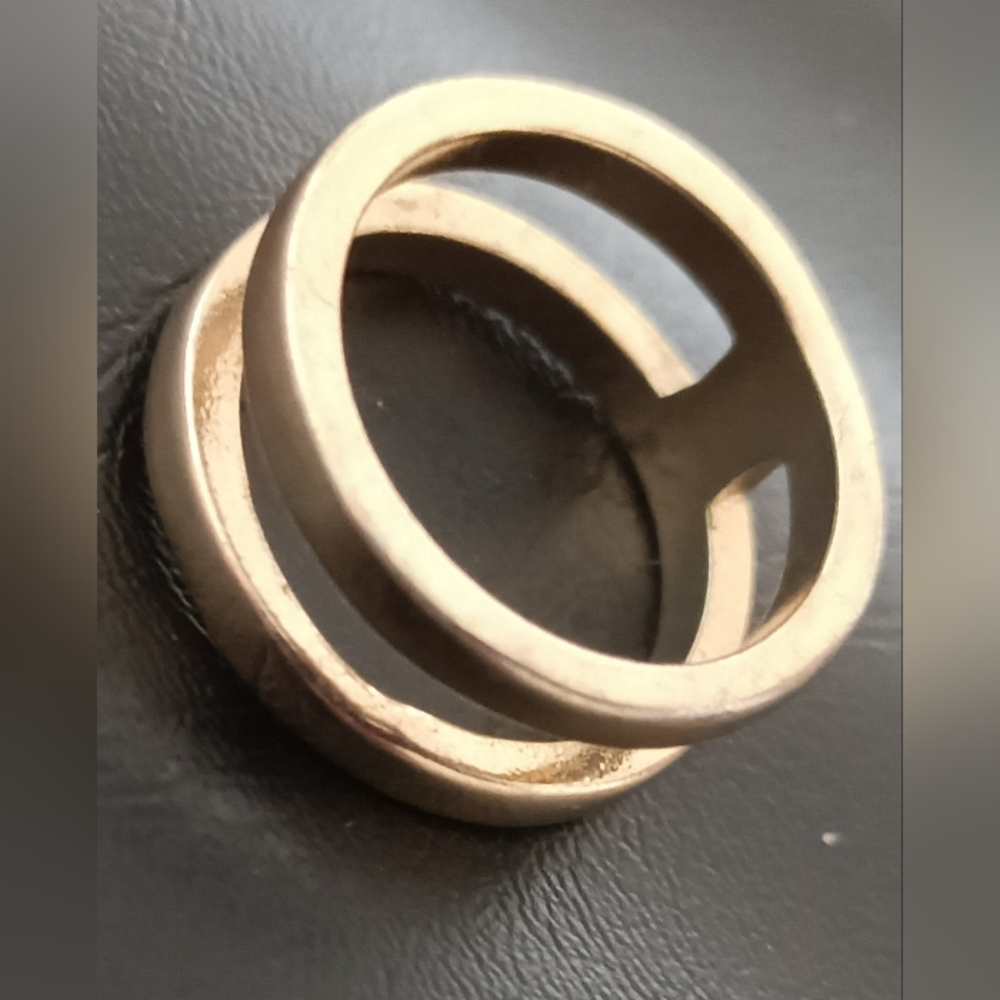 Elegant Gold-Tone Double Band Ring